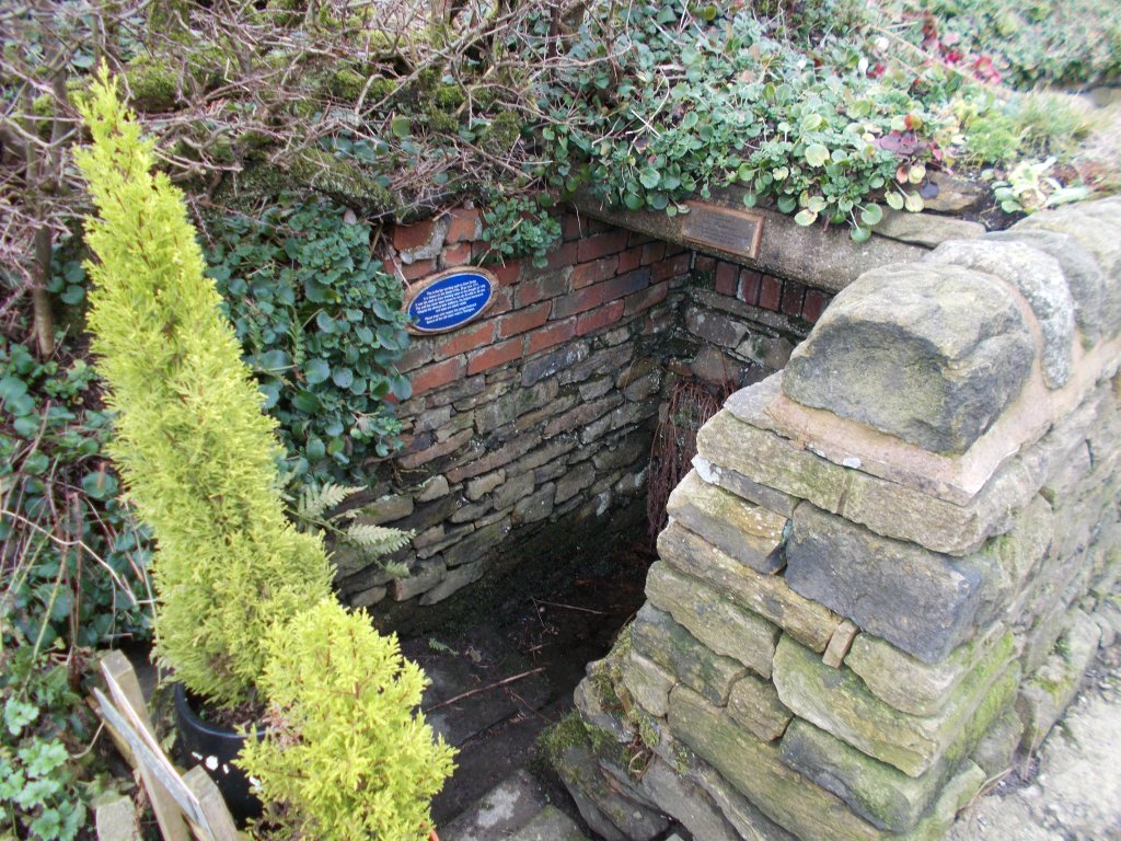 Cann Street Well, Tottington, near Bury Lancashire Past